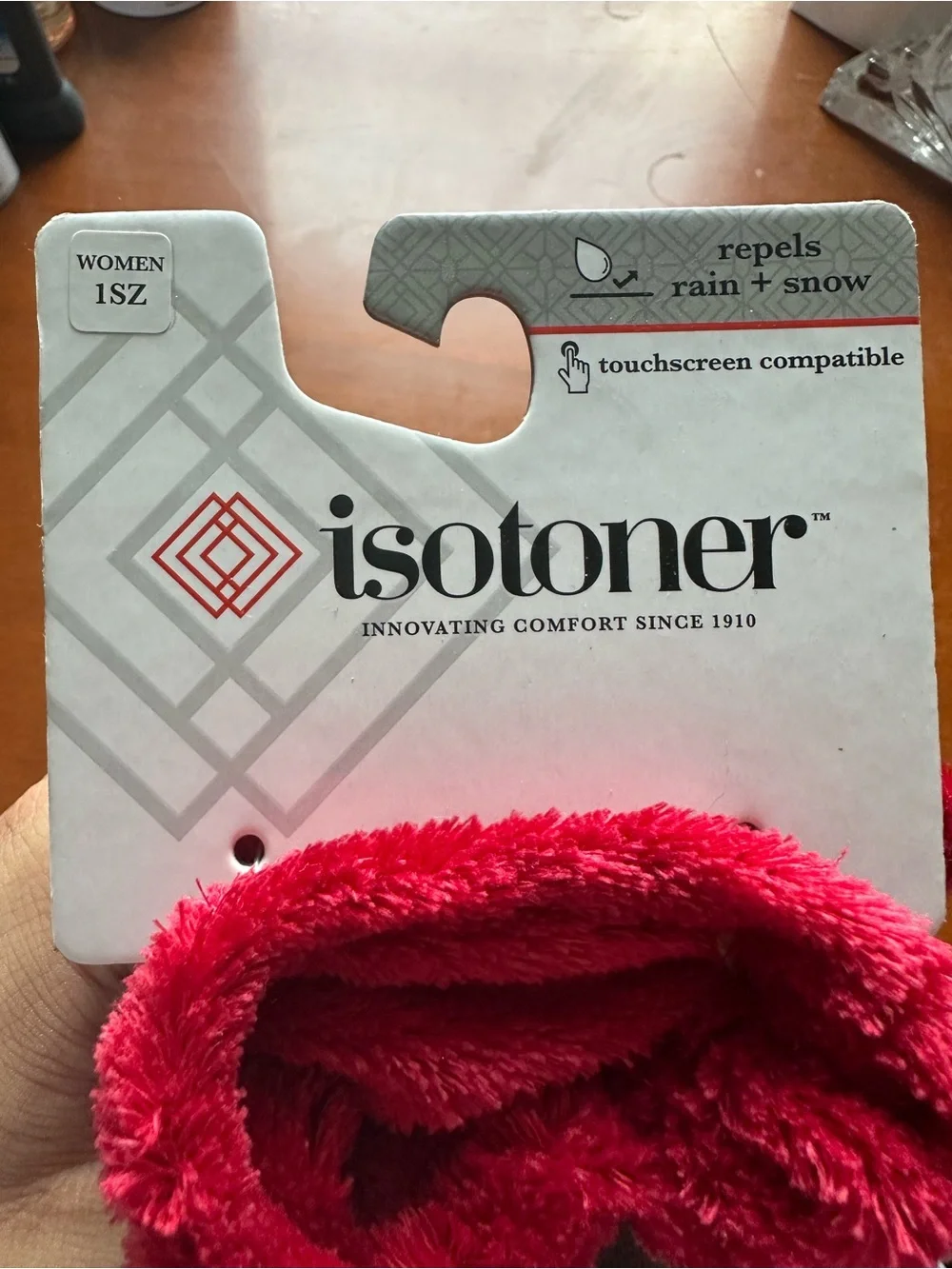 Women’s Cozy Fleece Gloves in Red